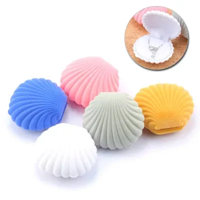 Boîte à bijoux velours en forme de coquillage