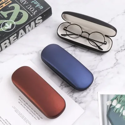 Étui à lunettes rigide en PU nacré – image 2