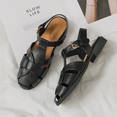 Sandales tressées à talon carré pour femme