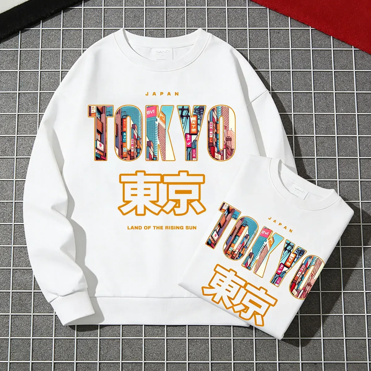 Sweat-shirt col rond en coton, coupe lâche